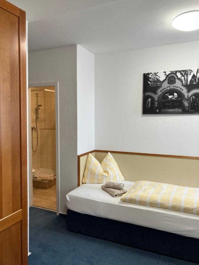 Hotel Am Bayrischen Platz Leipzig Extérieur photo