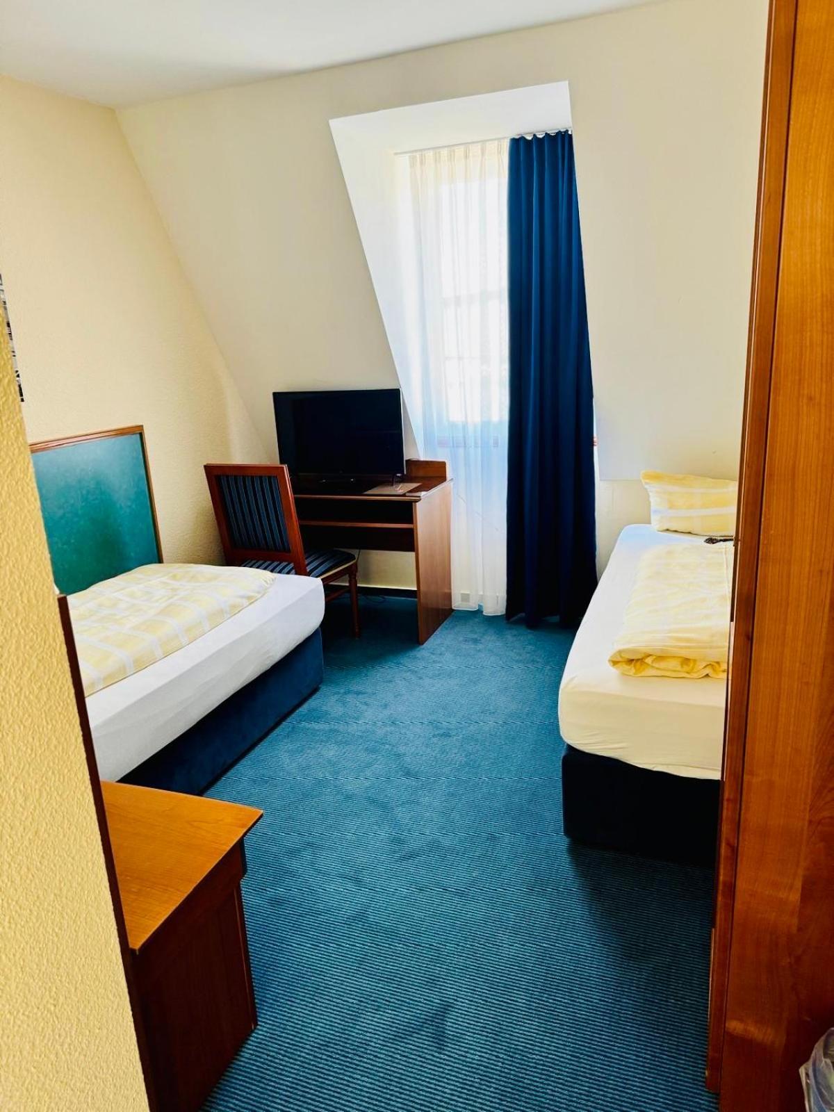 Hotel Am Bayrischen Platz Leipzig Extérieur photo