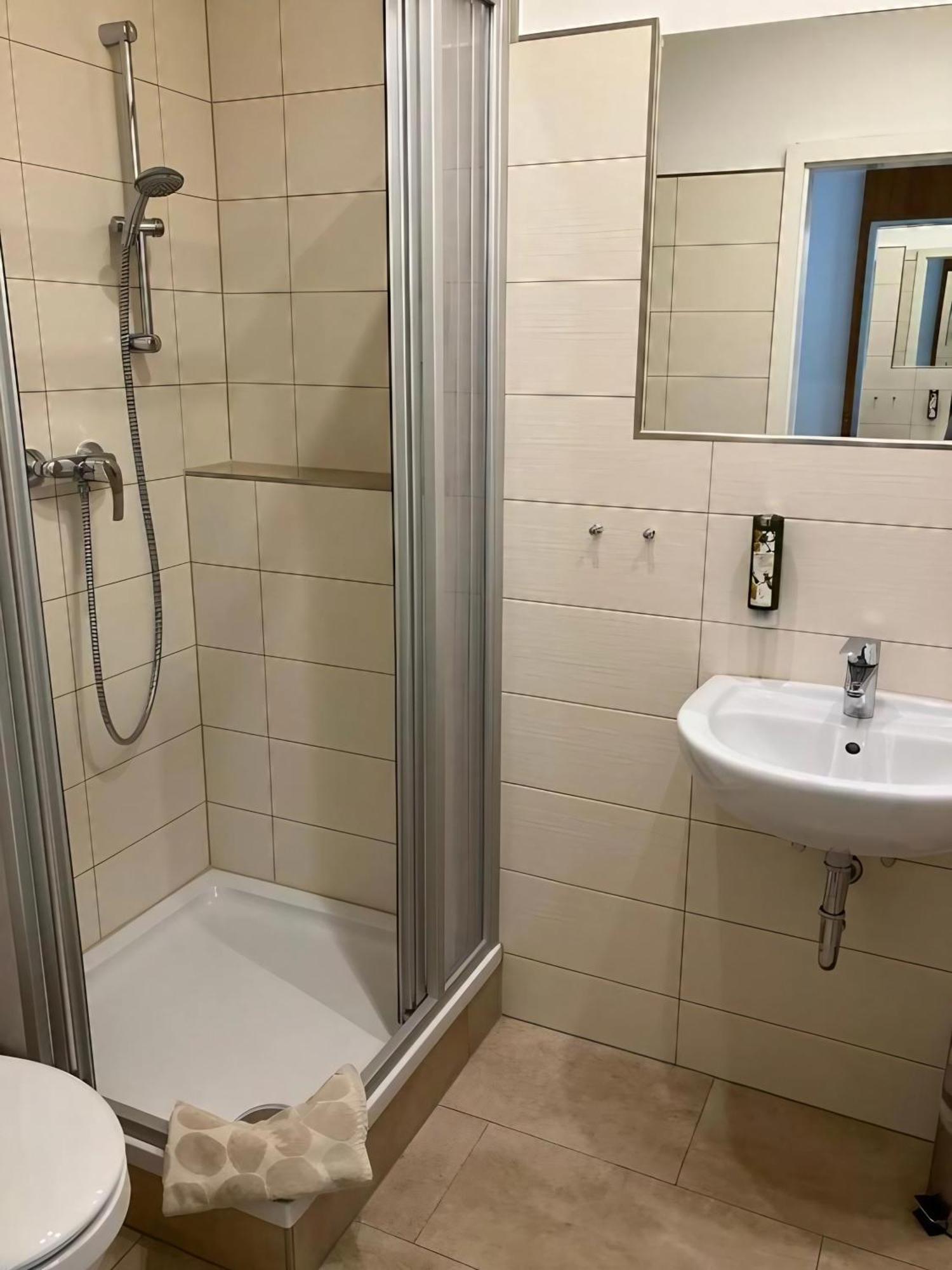 Hotel Am Bayrischen Platz Leipzig Extérieur photo